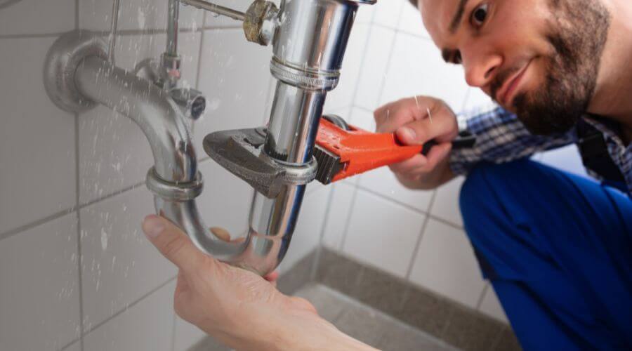 Professional same day plumber services in Lone Tree, IA